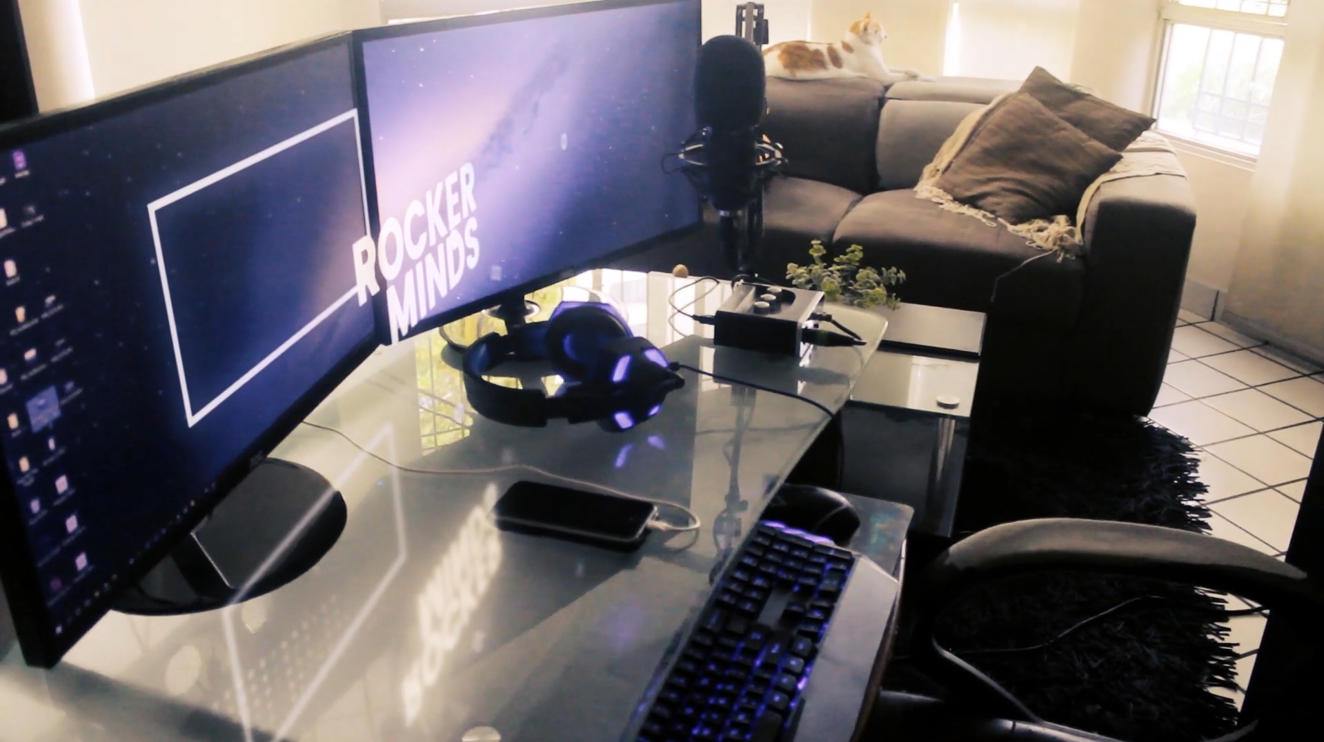 Camera tracking with reflection